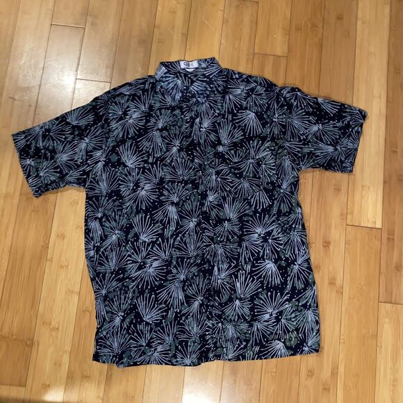 Batik Genuine GEK Mens Size Extra Large 17-17.5 Button Up Hawaiian Camp Shirt - Picture 3 of 5